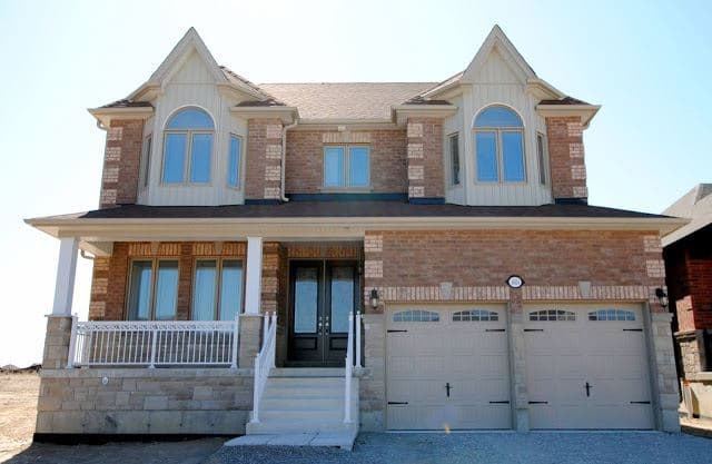Lakeside Living - View 3