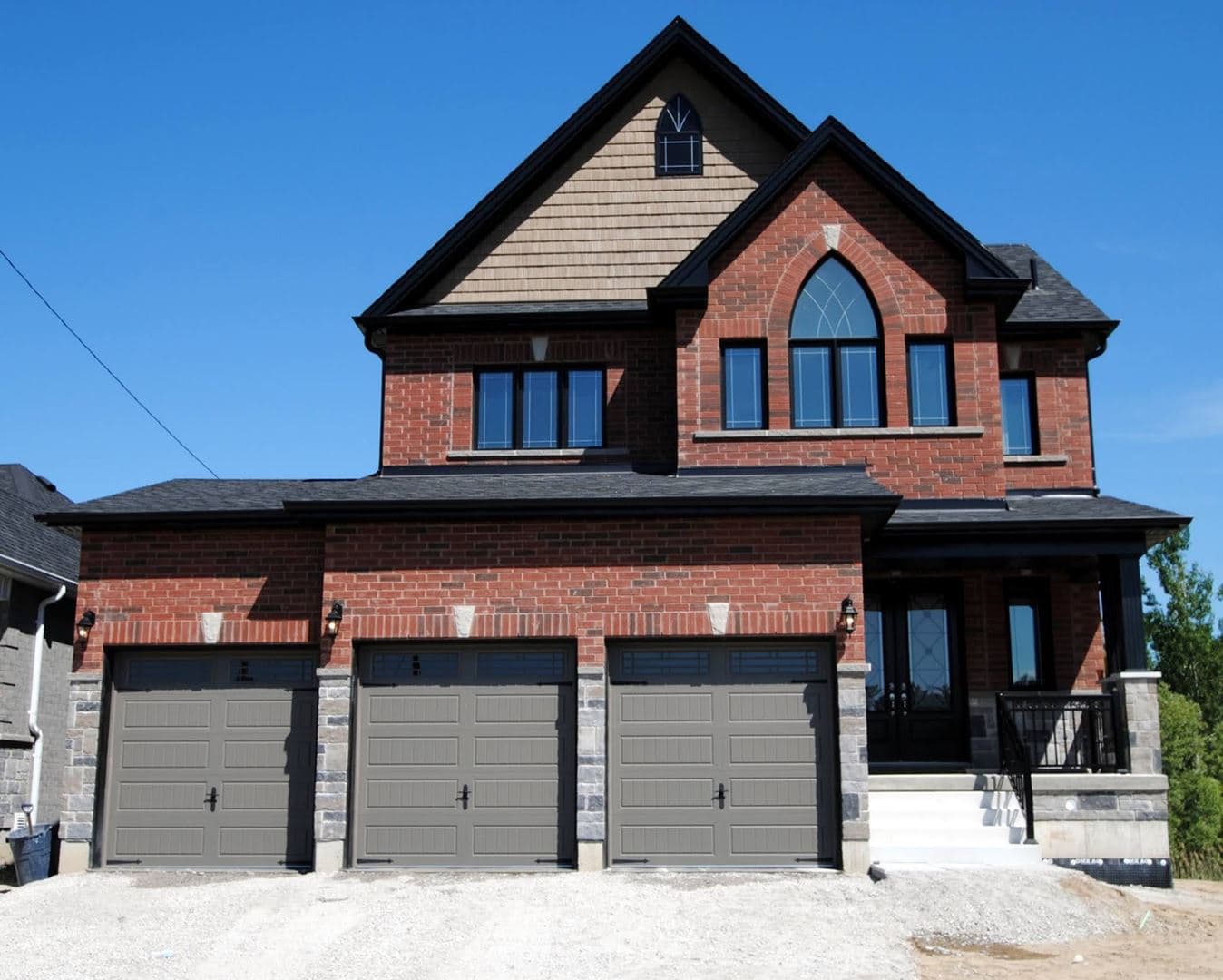 Lakeside Living - Main View