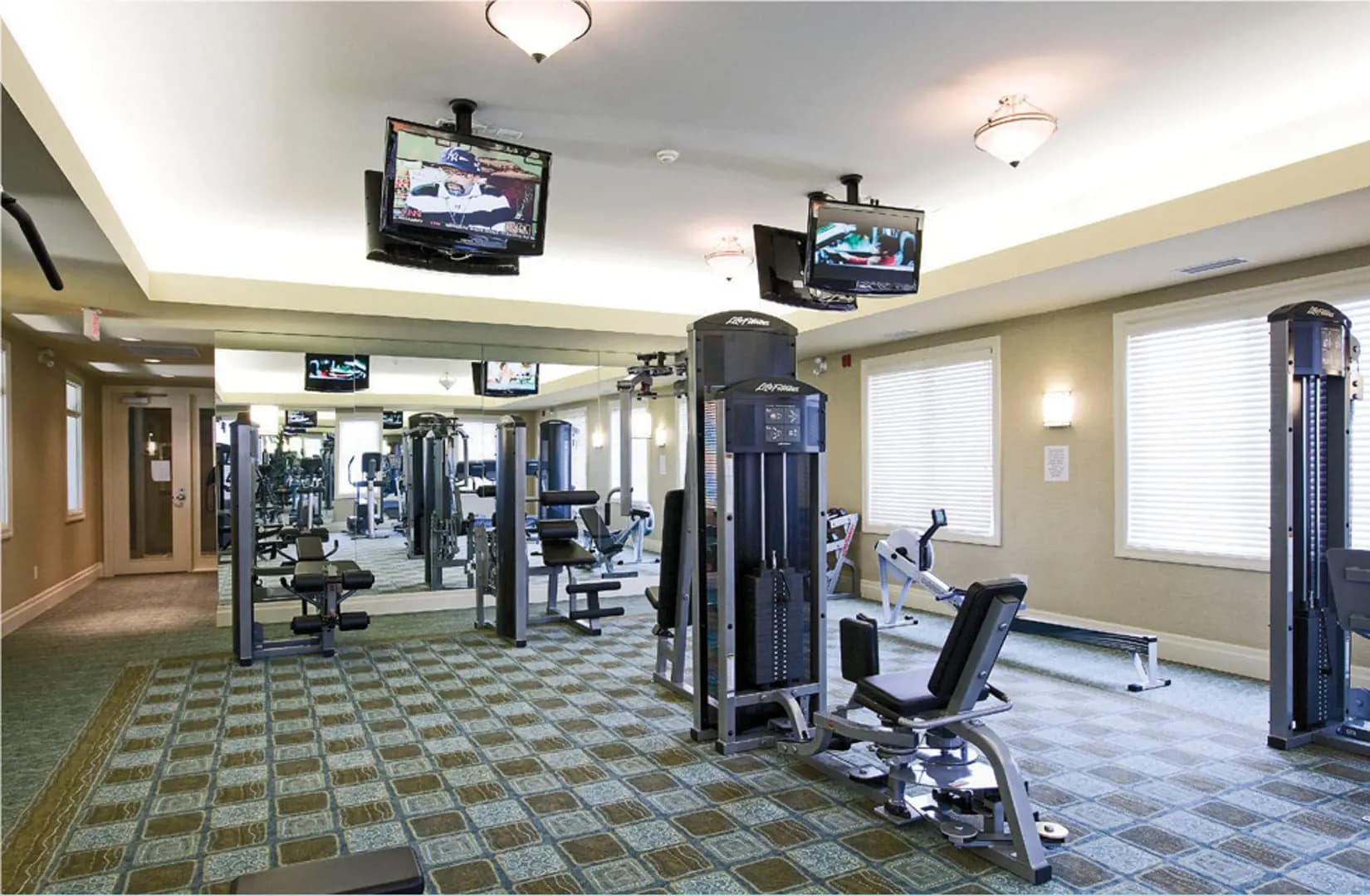 Harbourview Grand Condos - View 4