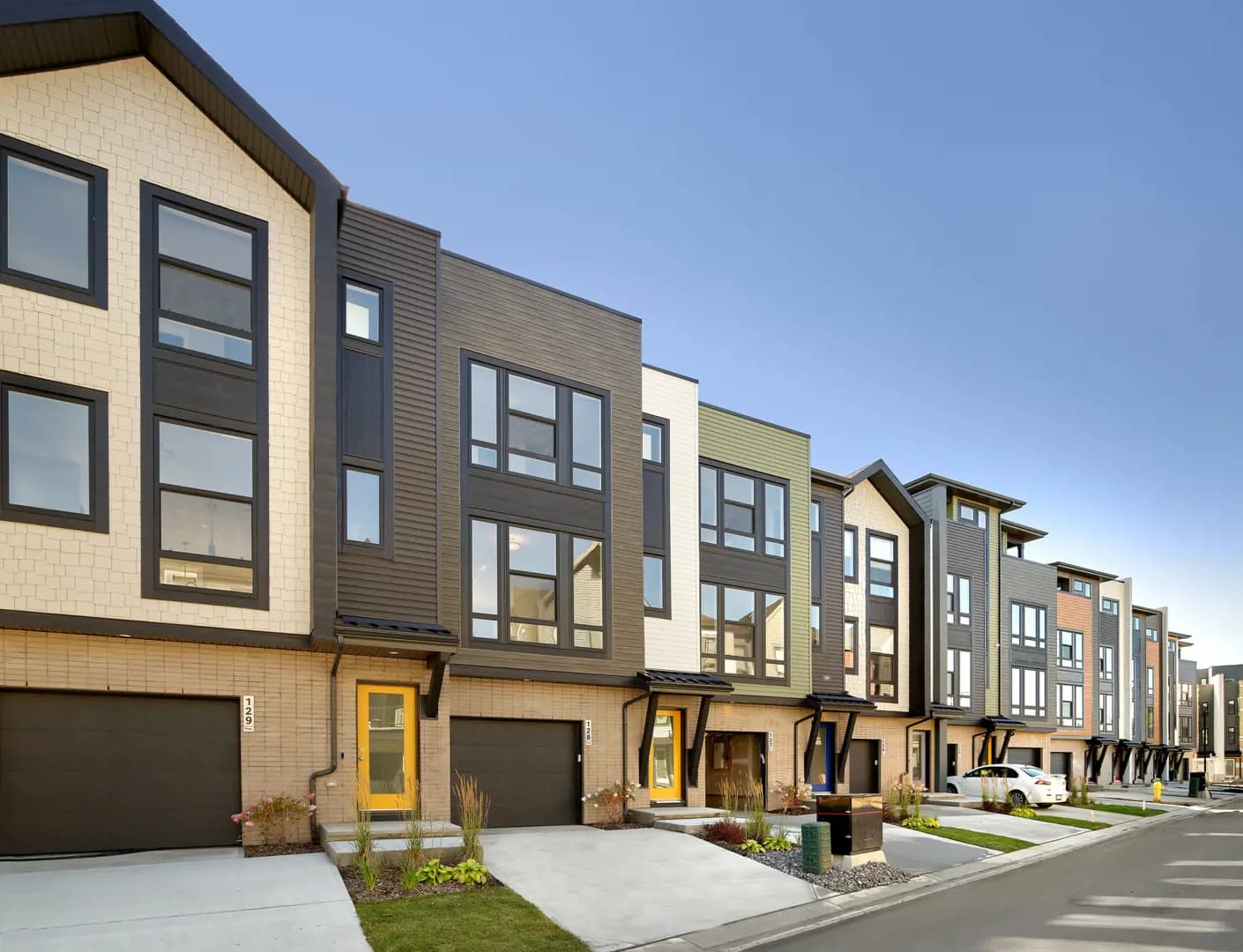 Pivot Rutherford - View 6