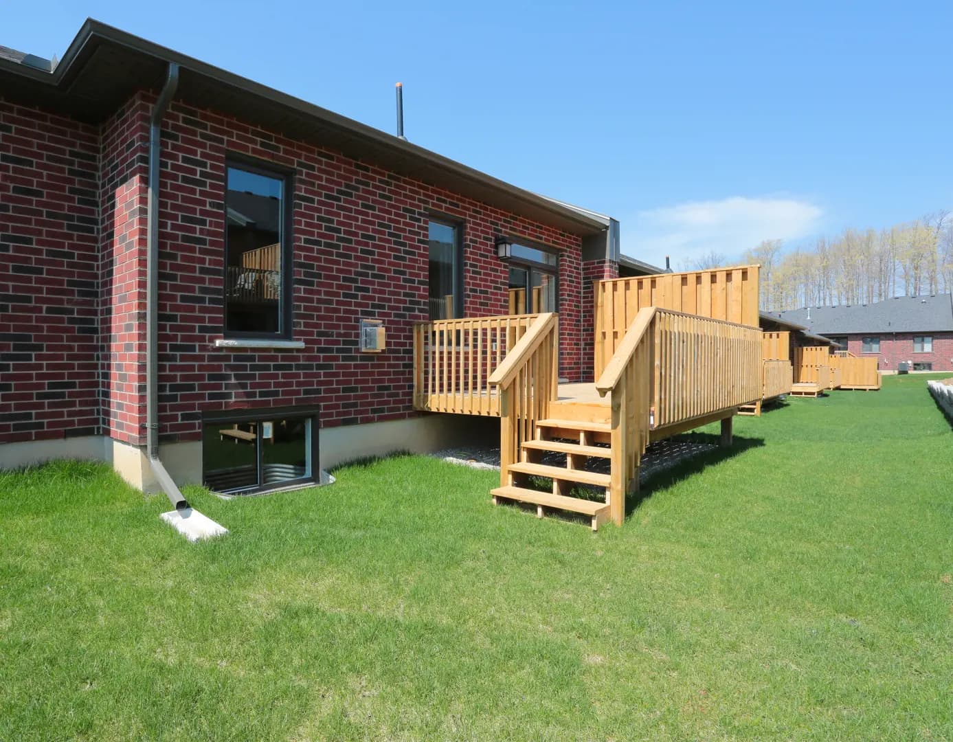 Whispering Pine at Warbler Woods Towns - View 3
