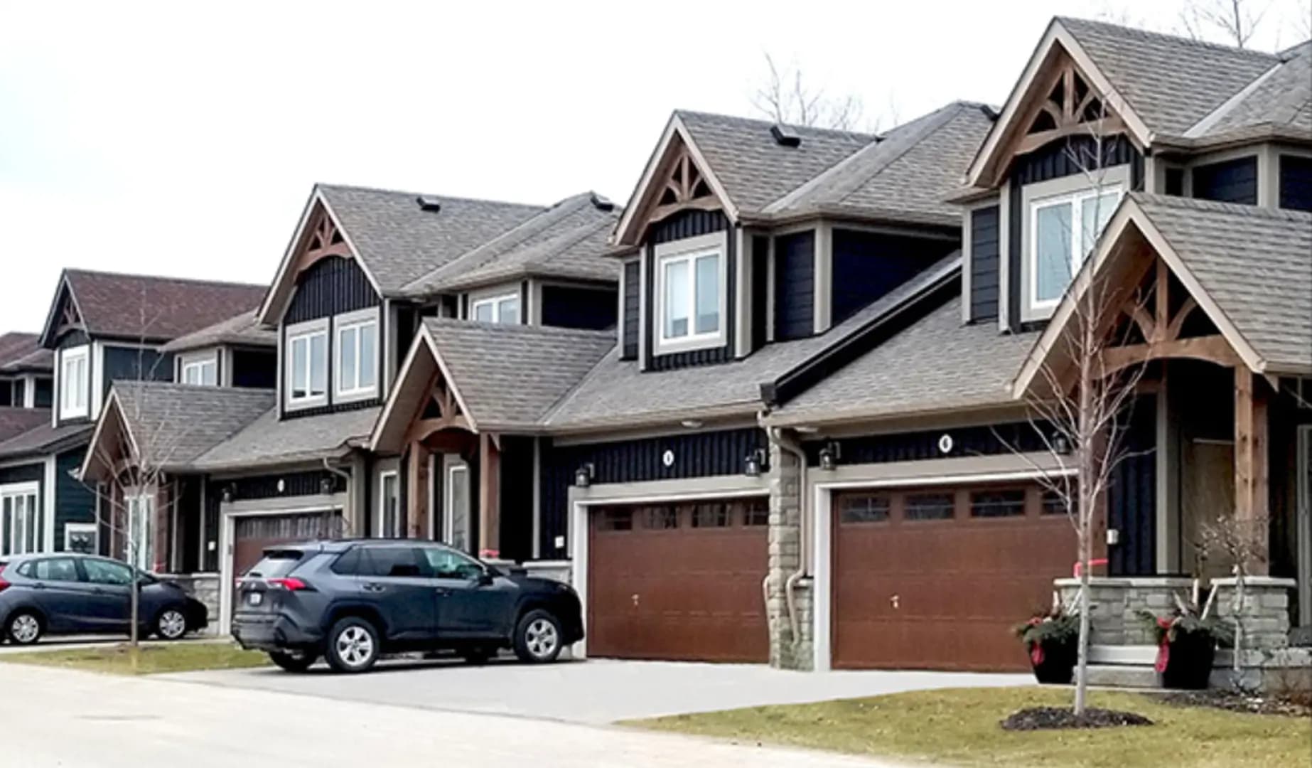 Blue Fairway Towns - View 3
