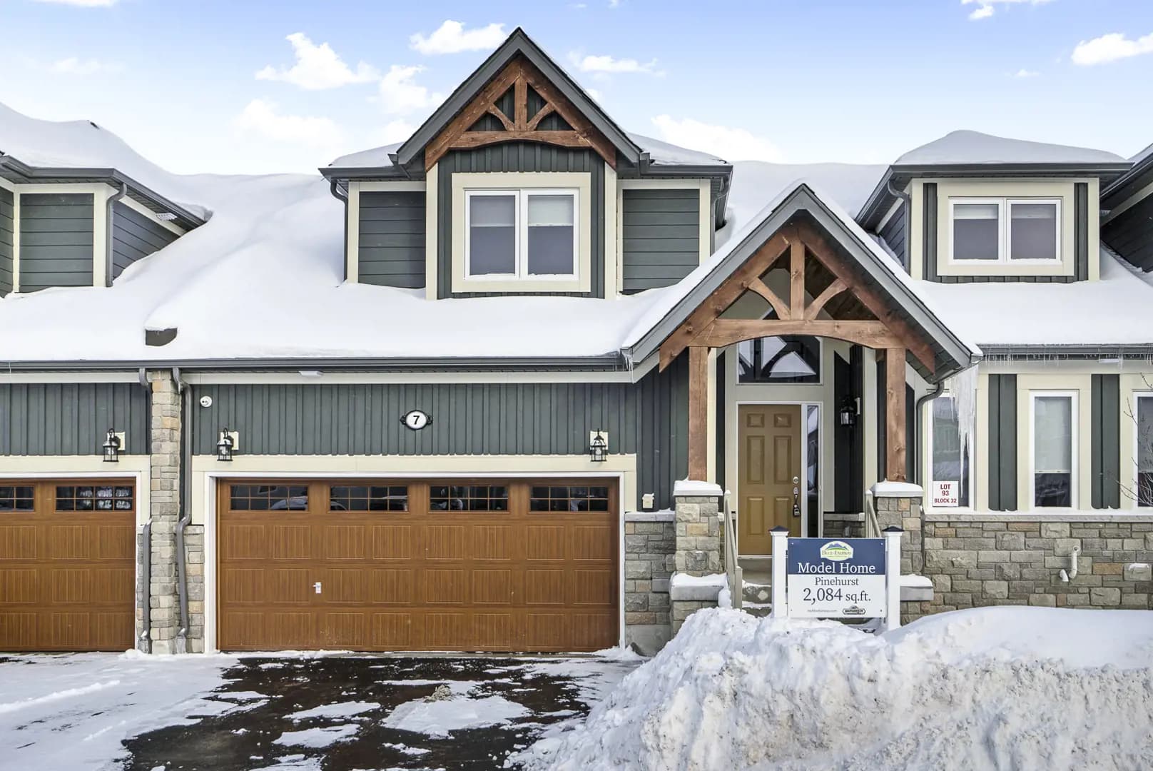 Blue Fairway Towns - View 2