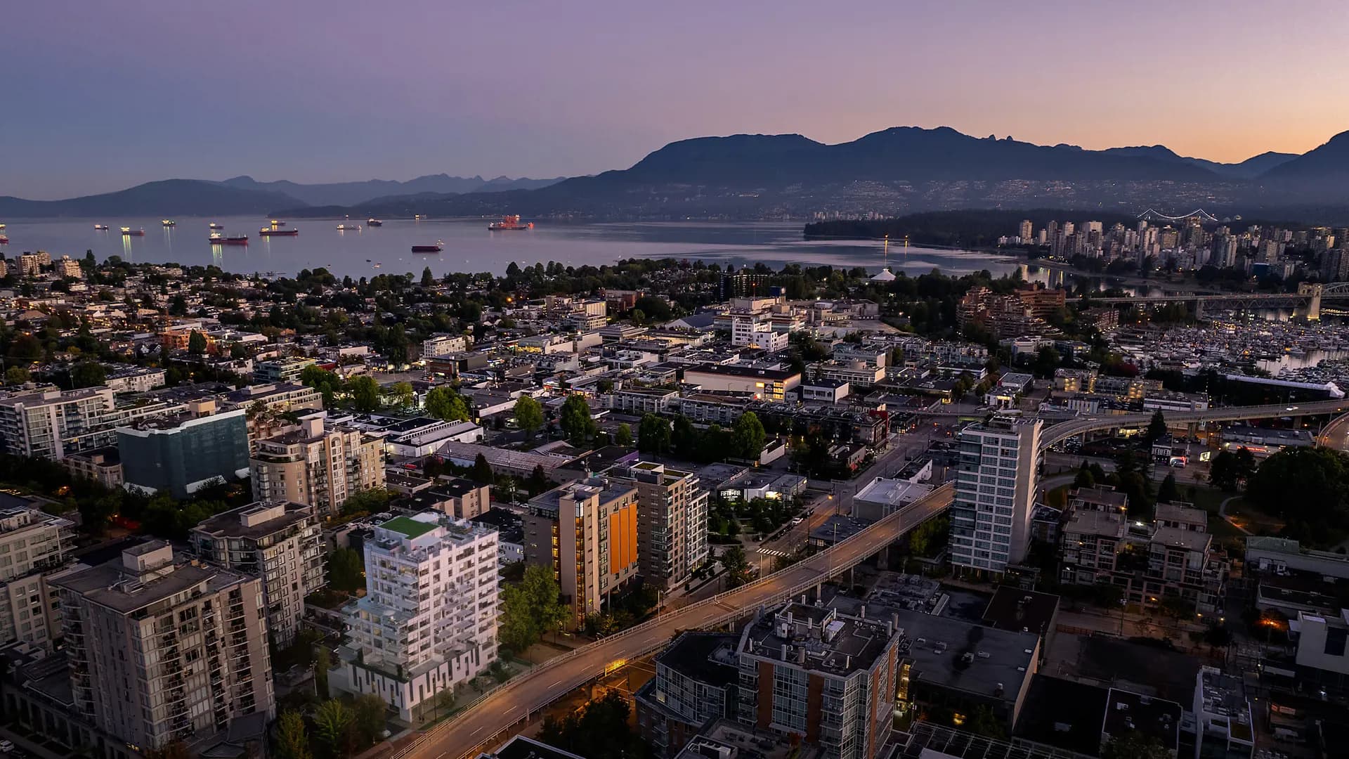 Italia Condos - View 6