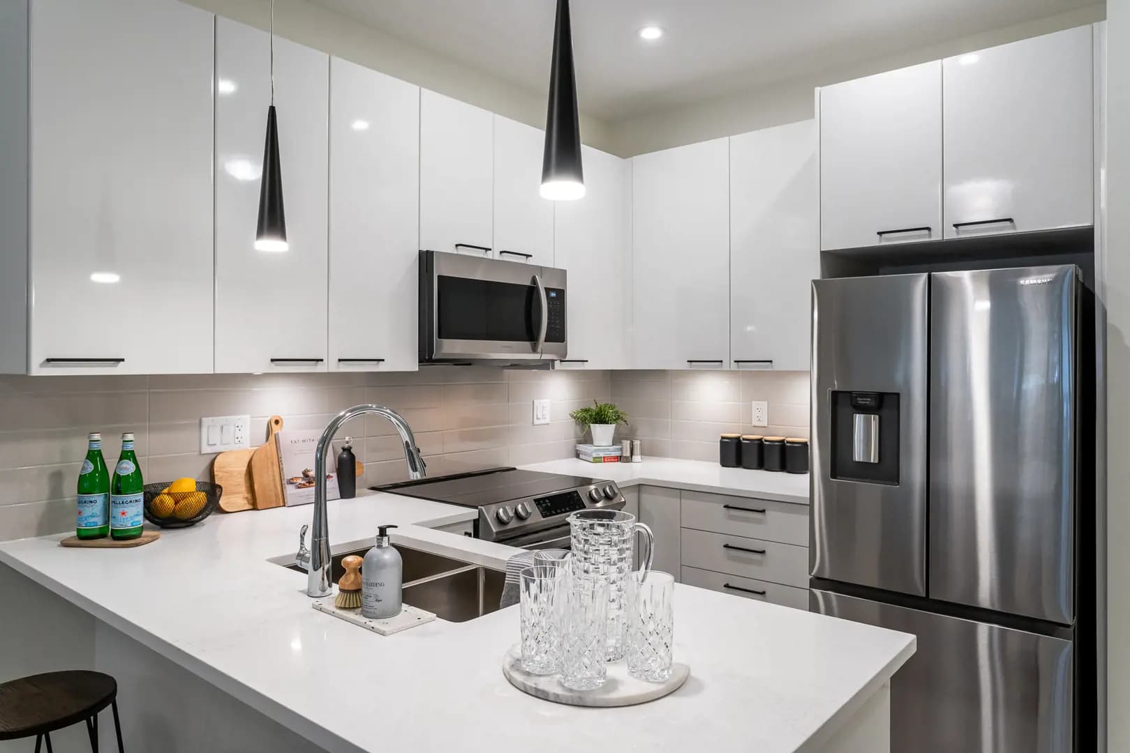 Sigmund Willoughby Condos - View 3