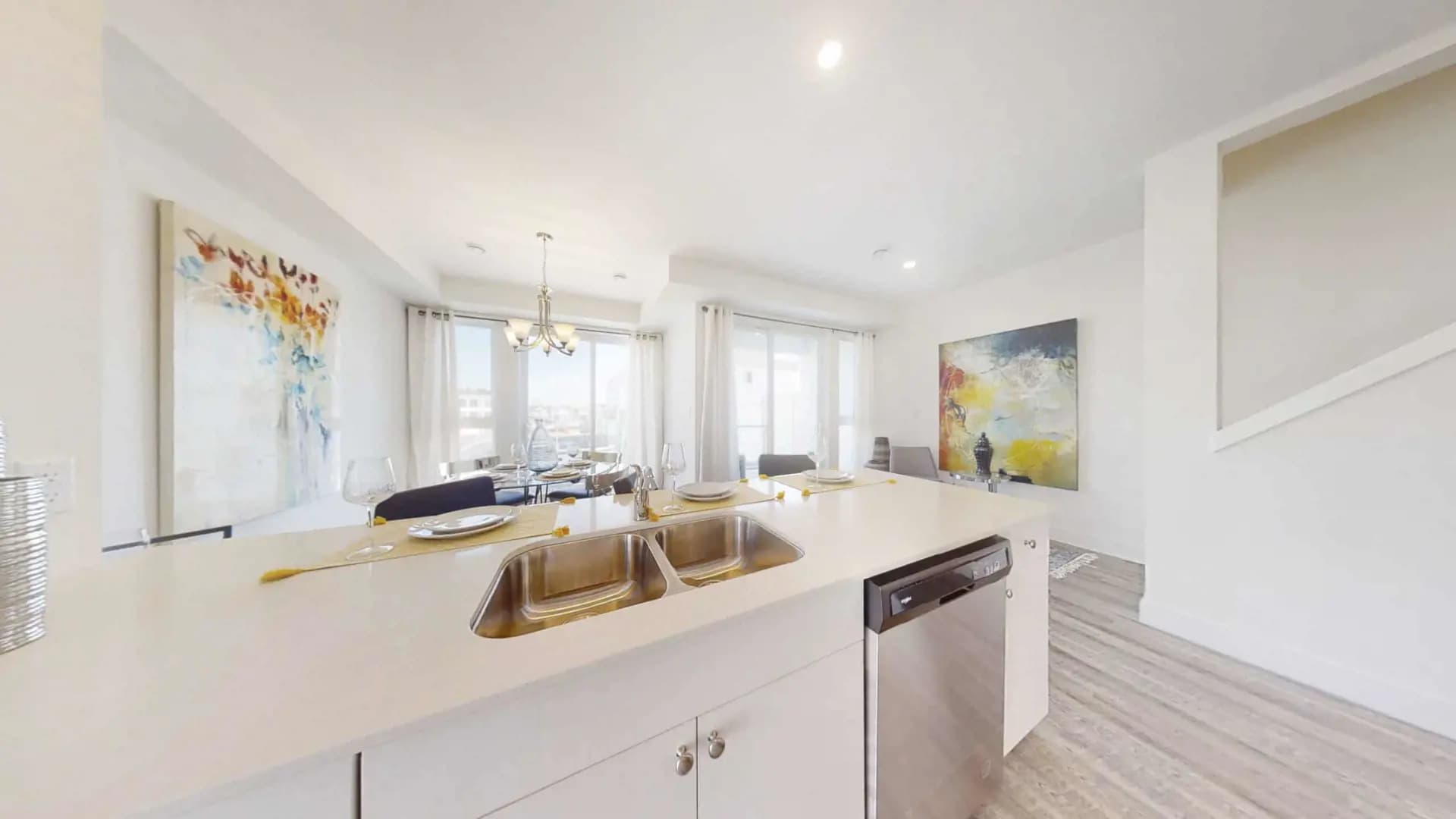 Shift Condos - View 4
