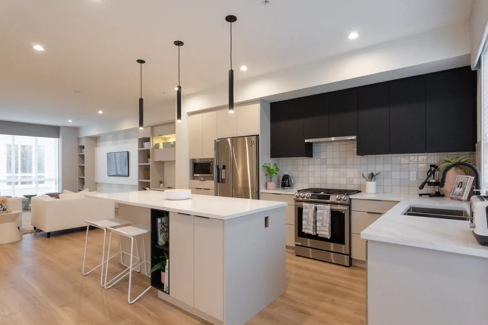 Union Willoughby Towns - Main View